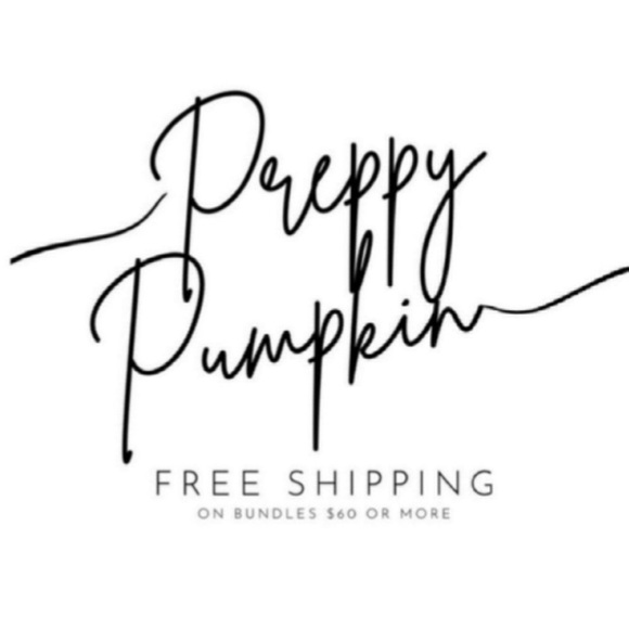 New! Urban Outfitters Gold Star Hoop Earrings (3006) NWOT - Picture 2 of 2